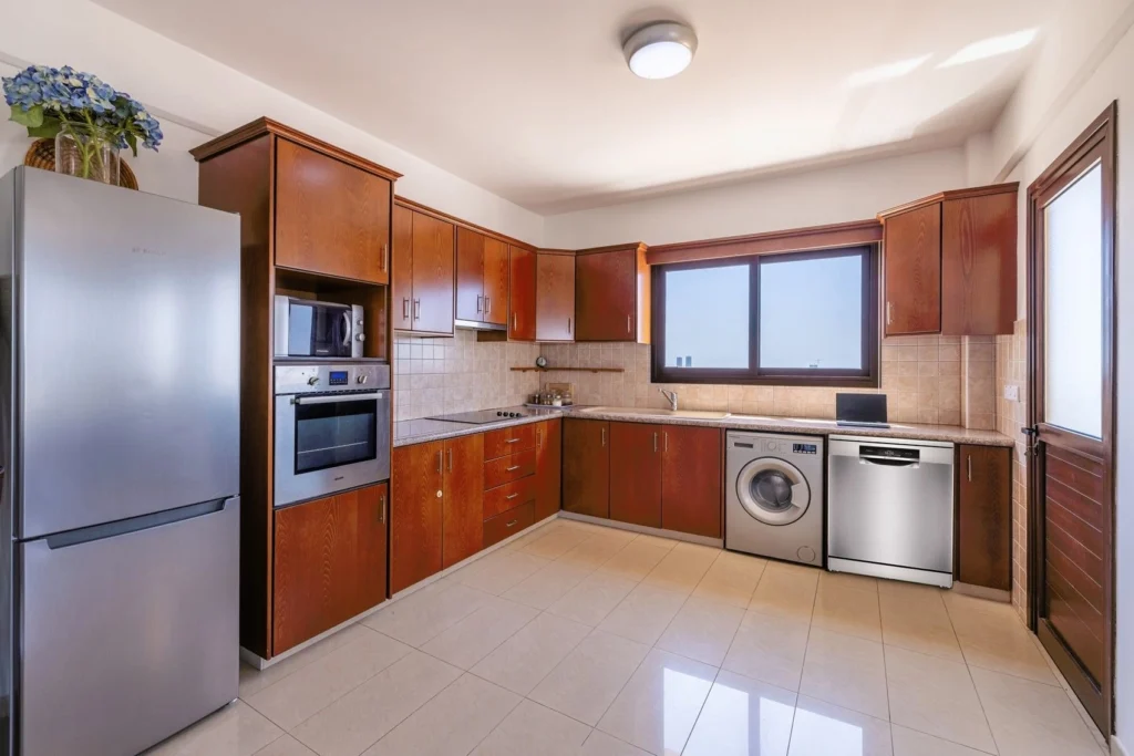 2 Bedroom Apartment for Rent in Limassol District