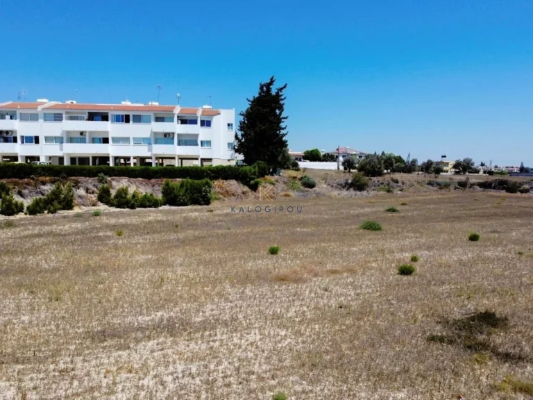 9,087m² Plot for Sale in Mazotos, Larnaca District