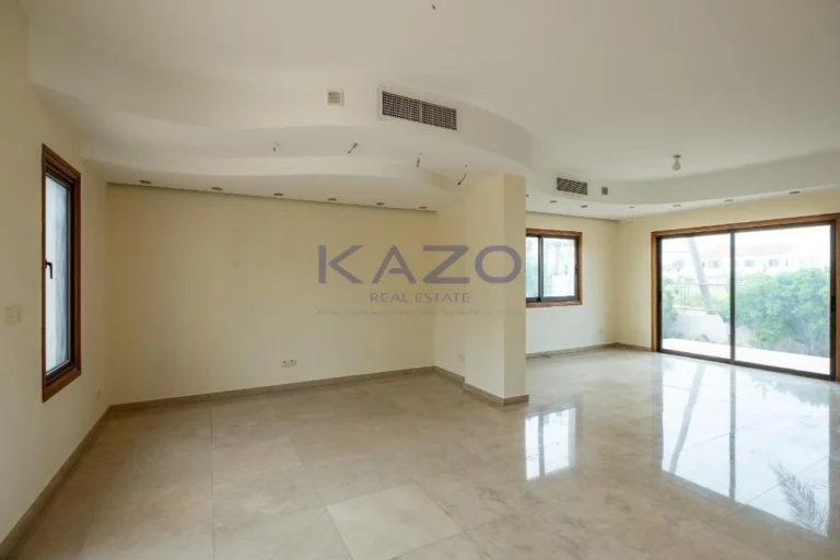 3 Bedroom House for Sale in Strovolos, Nicosia District