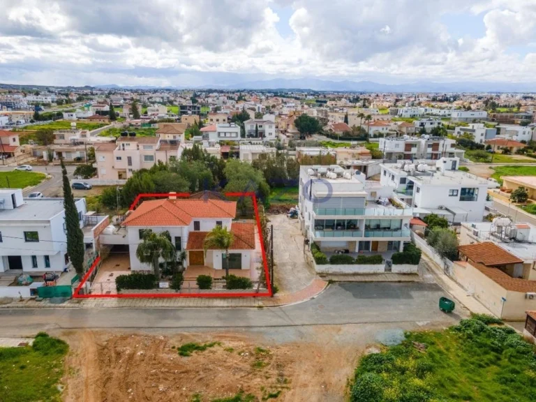 3 Bedroom House for Sale in Strovolos, Nicosia District