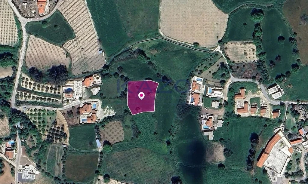 2,007m² Plot for Sale in Polemi, Paphos District