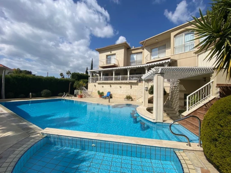 5 Bedroom House for Sale in Mouttagiaka, Limassol District