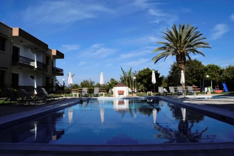 2000m² Building for Sale in Kissonerga, Paphos District