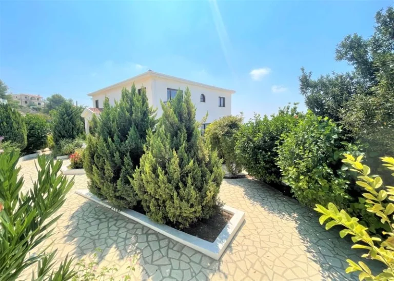 5 Bedroom House for Sale in Tala, Paphos District