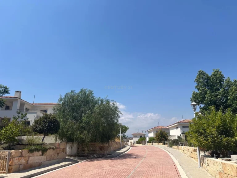 4 Bedroom House for Sale in Maroni, Larnaca District