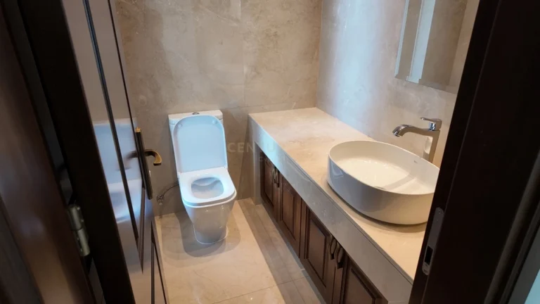 5 Bedroom House for Sale in Erimi, Limassol District