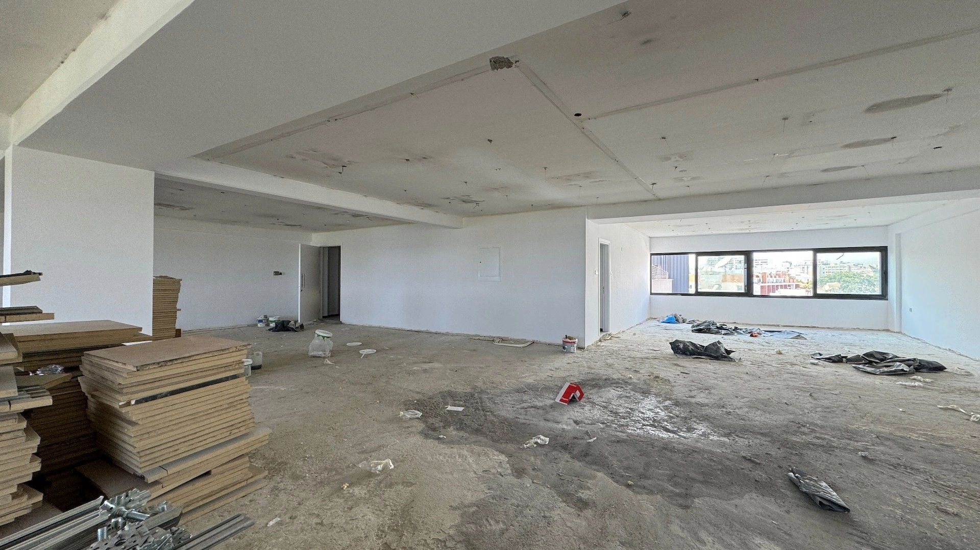 280m² Office for Rent in Limassol District