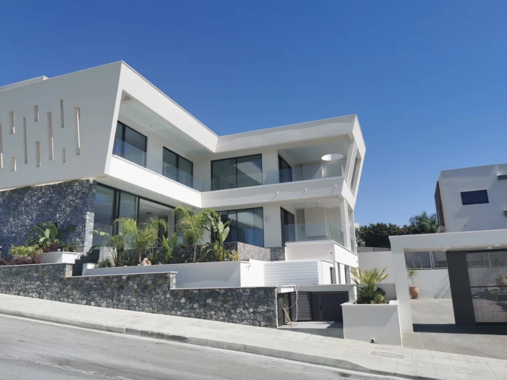 6+ Bedroom House for Sale in Germasogeia, Limassol District