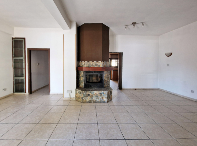 2 Bedroom House for Sale in Aglantzia, Nicosia District
