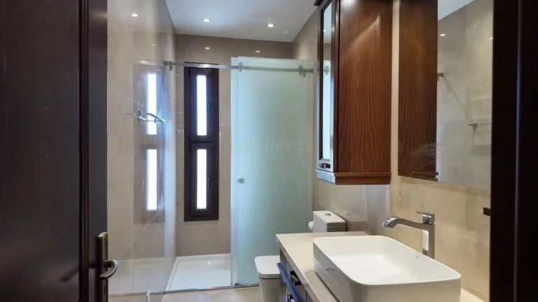 5 Bedroom House for Sale in Erimi, Limassol District