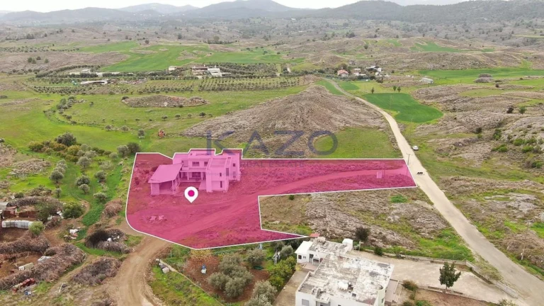 4 Bedroom House for Sale in Agia Varvara Lefkosias, Nicosia District