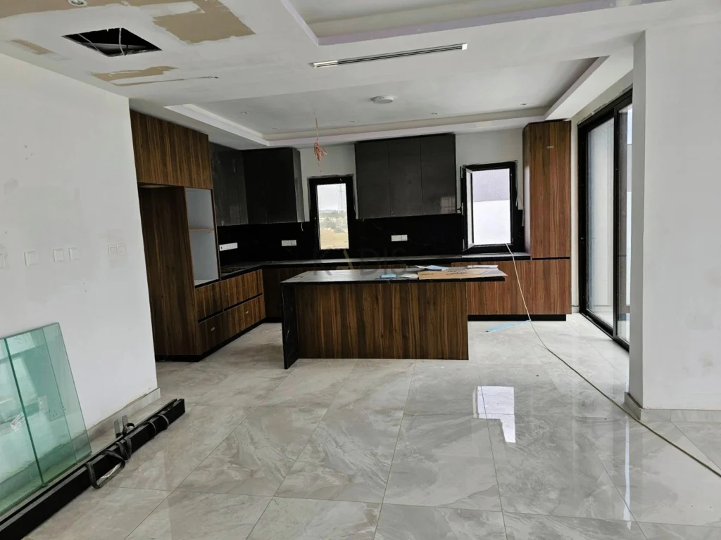 4 Bedroom House for Sale in Parekklisia, Limassol District