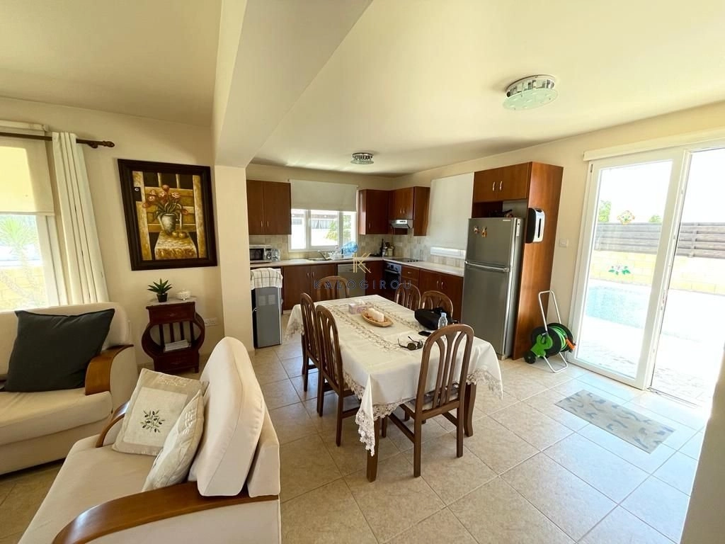 3 Bedroom House for Sale in Xylofagou, Larnaca District