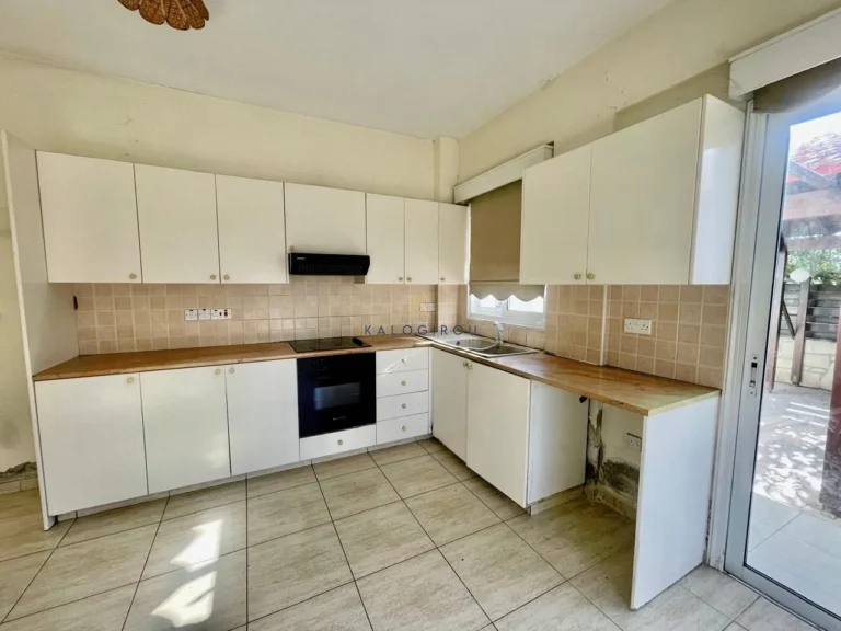 4 Bedroom House for Sale in Livadia Larnakas, Larnaca District