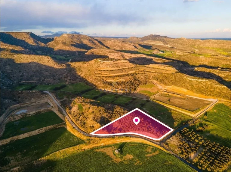 7,173m² Plot for Sale in Maroni, Larnaca District