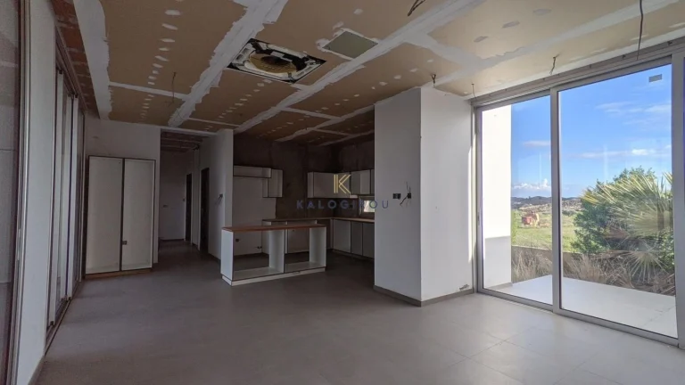 4 Bedroom House for Sale in Agia Varvara Lefkosias, Nicosia District