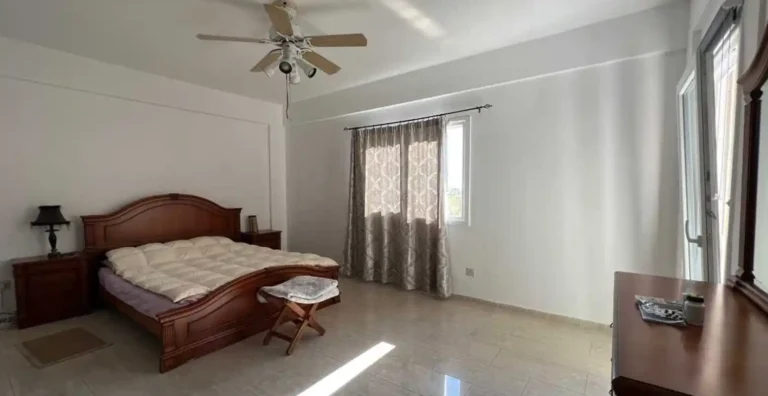 4 Bedroom Apartment for Rent in Limassol District