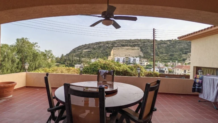5 Bedroom House for Sale in Limassol District