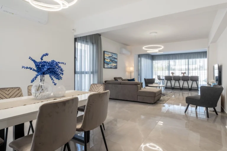 5 Bedroom House for Sale in Livadia Larnakas, Larnaca District