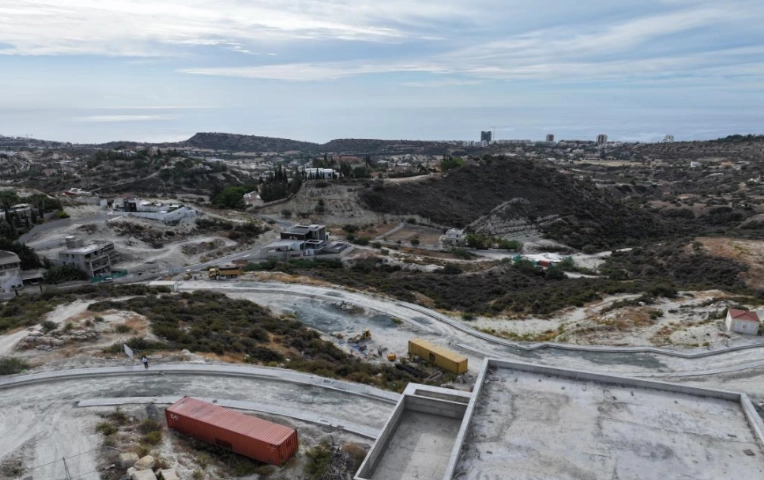 1,167m² Plot for Sale in Agios Tychonas, Limassol District