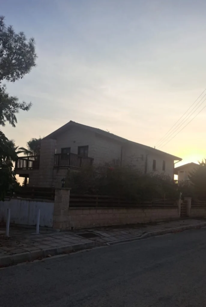 3 Bedroom House for Sale in Souni, Limassol District