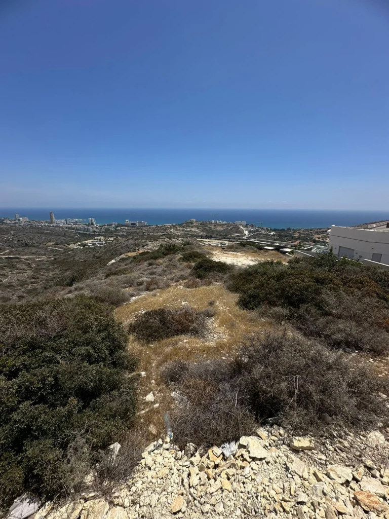 1,296m² Plot for Sale in Agios Tychonas, Limassol District