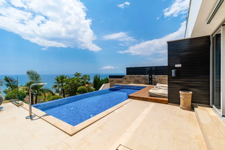 5 Bedroom House for Sale in Limassol District