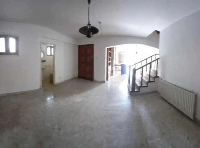 3 Bedroom House for Sale in Moniatis, Limassol District