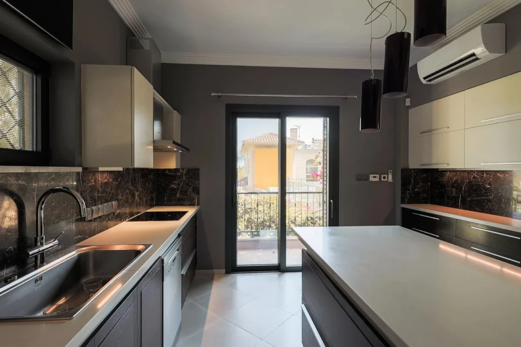 5 Bedroom House for Sale in Limassol District