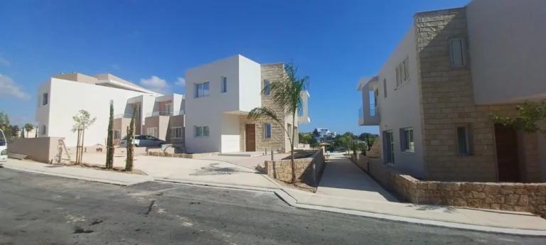 3 Bedroom House for Sale in Chlorakas, Paphos District