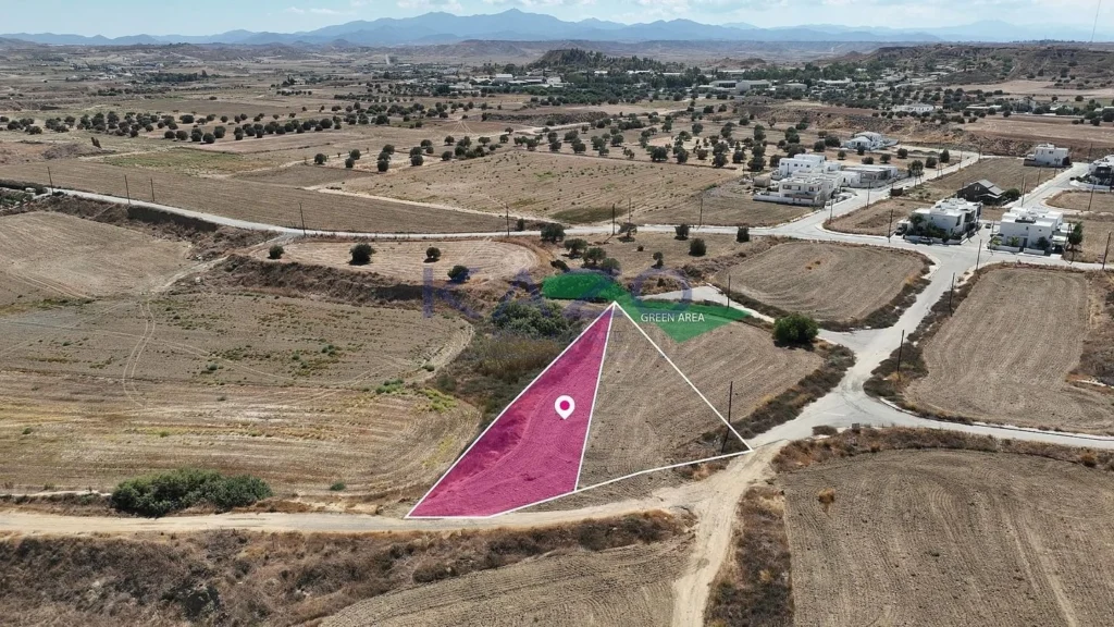 878m² Plot for Sale in Tseri, Nicosia District