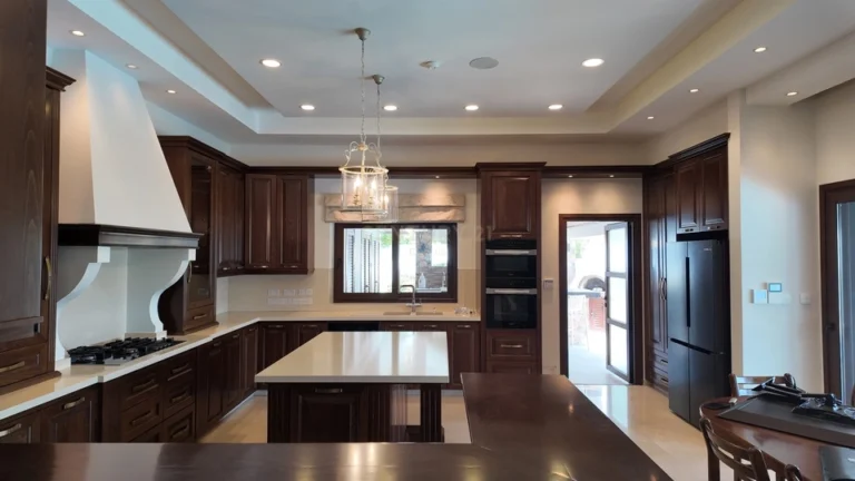 5 Bedroom House for Sale in Erimi, Limassol District