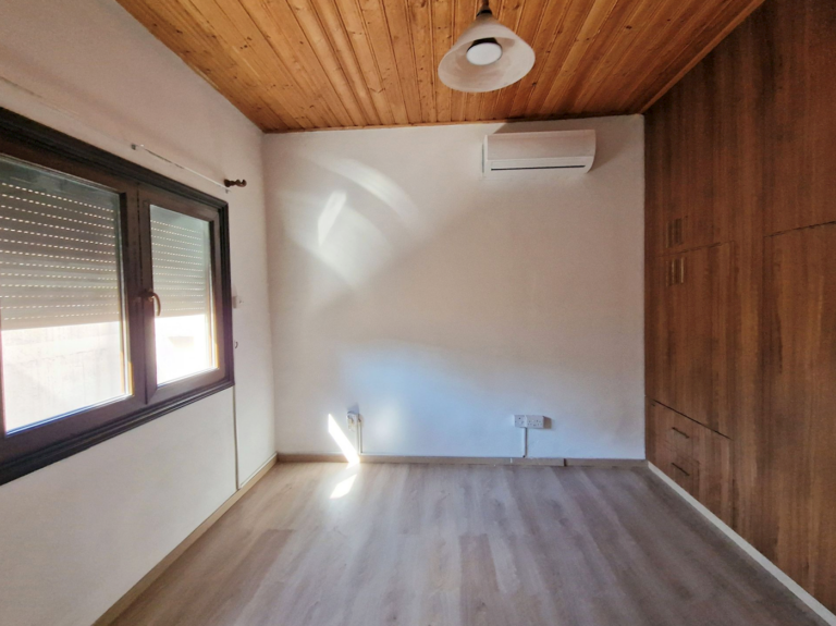 2 Bedroom House for Sale in Aglantzia, Nicosia District