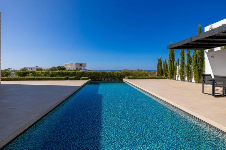 3 Bedroom House for Sale in Peyia, Paphos District