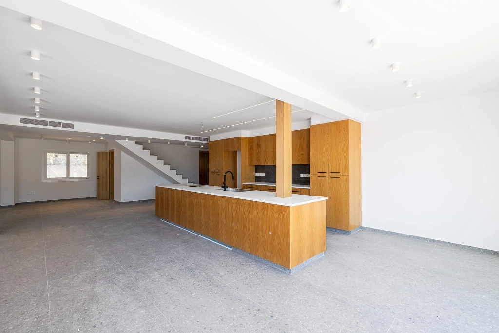 6+ Bedroom House for Sale in Akrounta, Limassol District