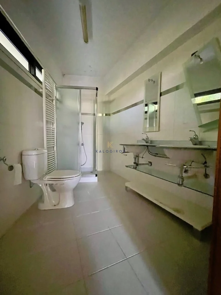 4 Bedroom House for Sale in Faneromeni, Larnaca District