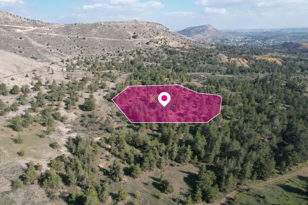 3,011m² Plot for Sale in Mitsero, Nicosia District