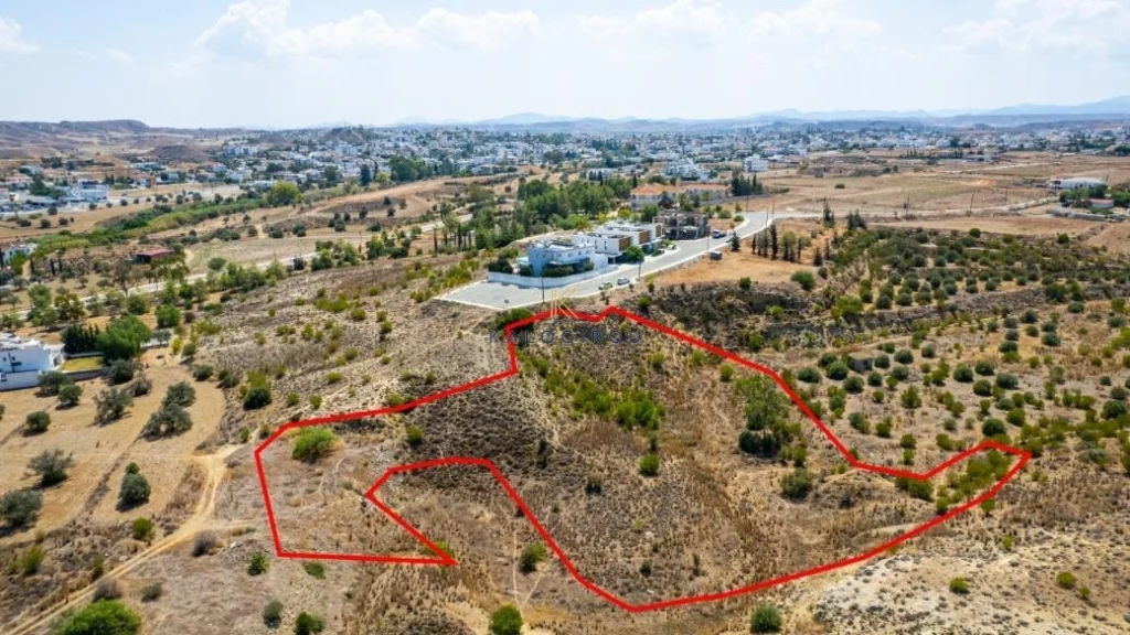 6,606m² Plot for Sale in Tseri, Nicosia District