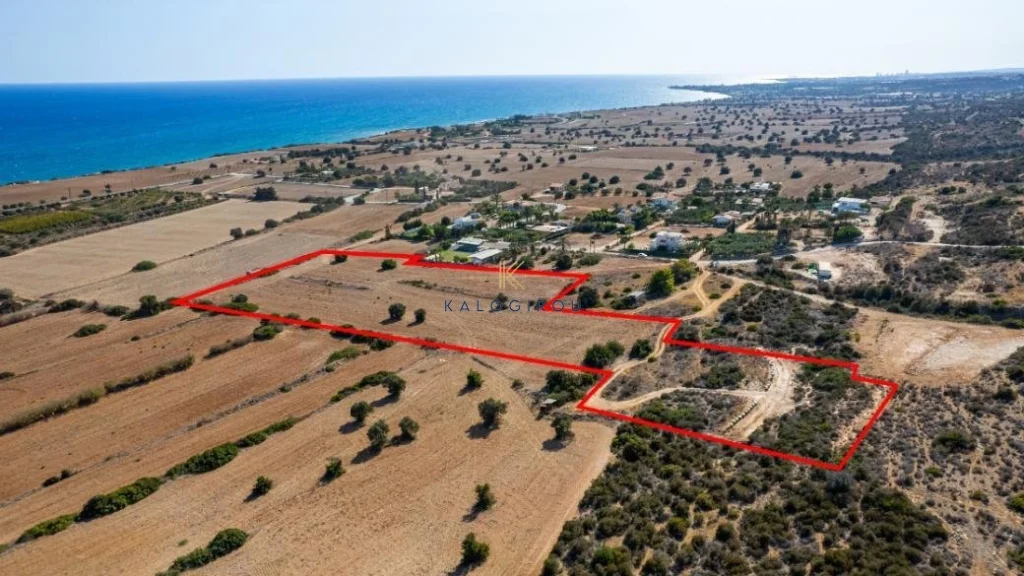 17,057m² Plot for Sale in Agios Theodoros, Larnaca District