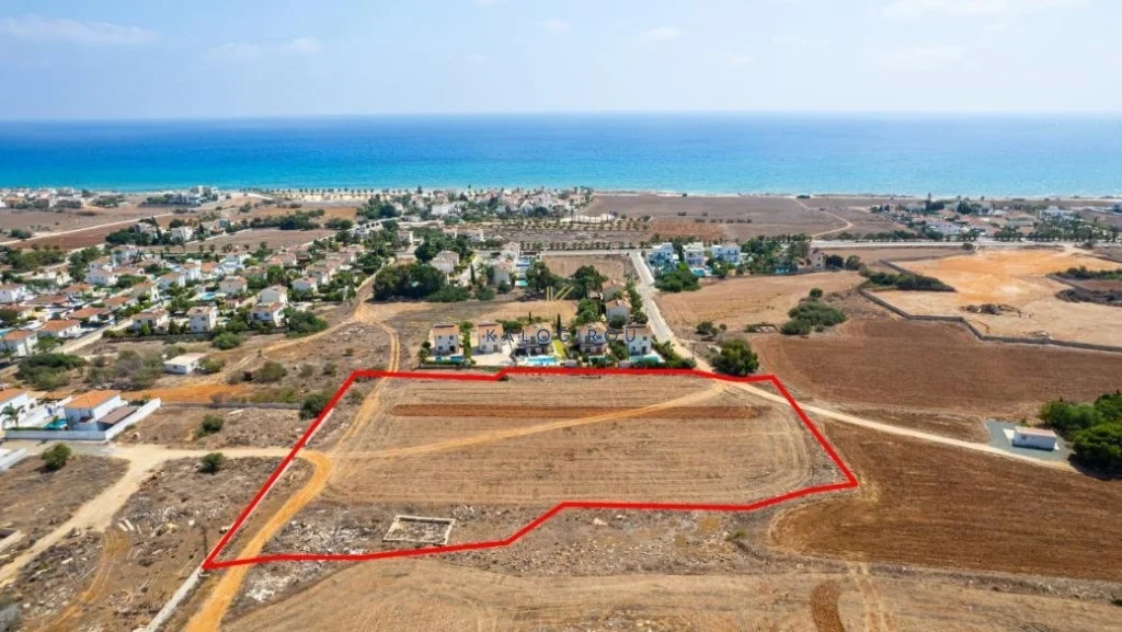8,518m² Plot for Sale in Agia Thekla, Famagusta District