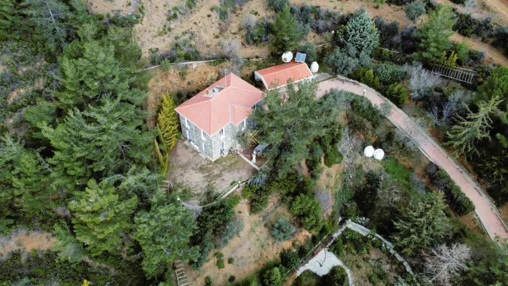 3 Bedroom House for Sale in Vavatsinia, Larnaca District