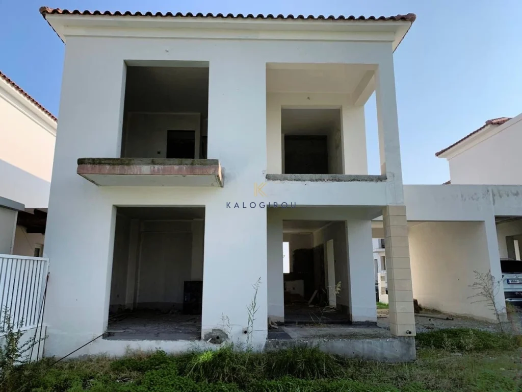 3 Bedroom House for Sale in Dromolaxia, Larnaca District