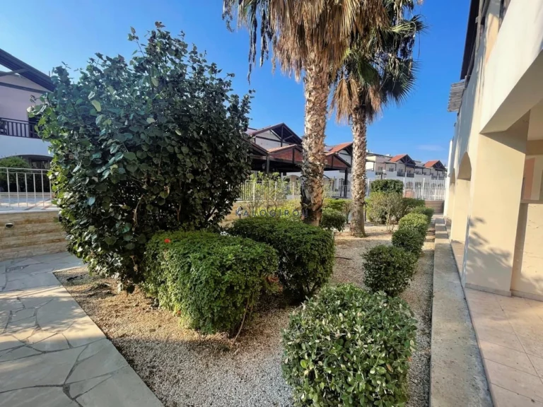 4 Bedroom Apartment for Sale in Tersefanou, Larnaca District