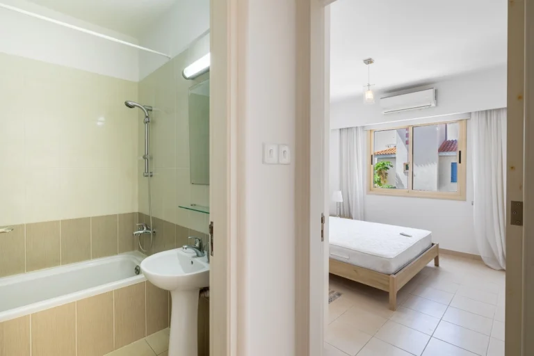 1 Bedroom Apartment for Sale in Paphos – Universal