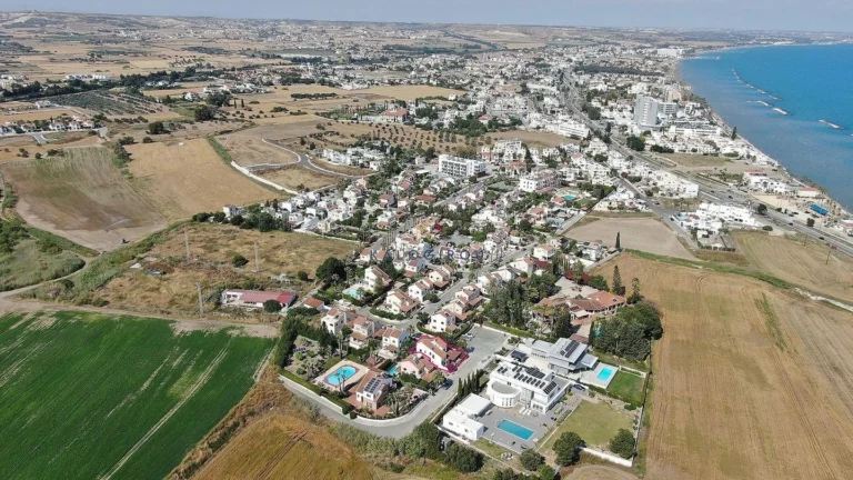 4 Bedroom House for Sale in Dhekelia, Larnaca District