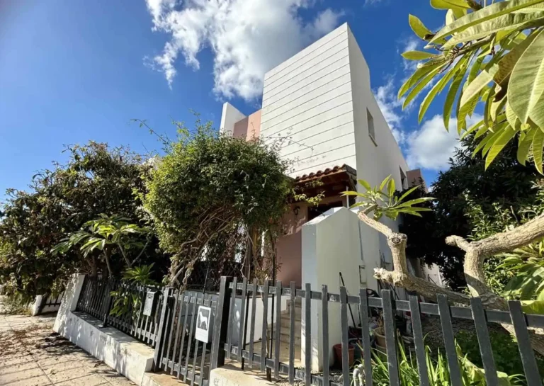 3 Bedroom House for Sale in Timi, Paphos District
