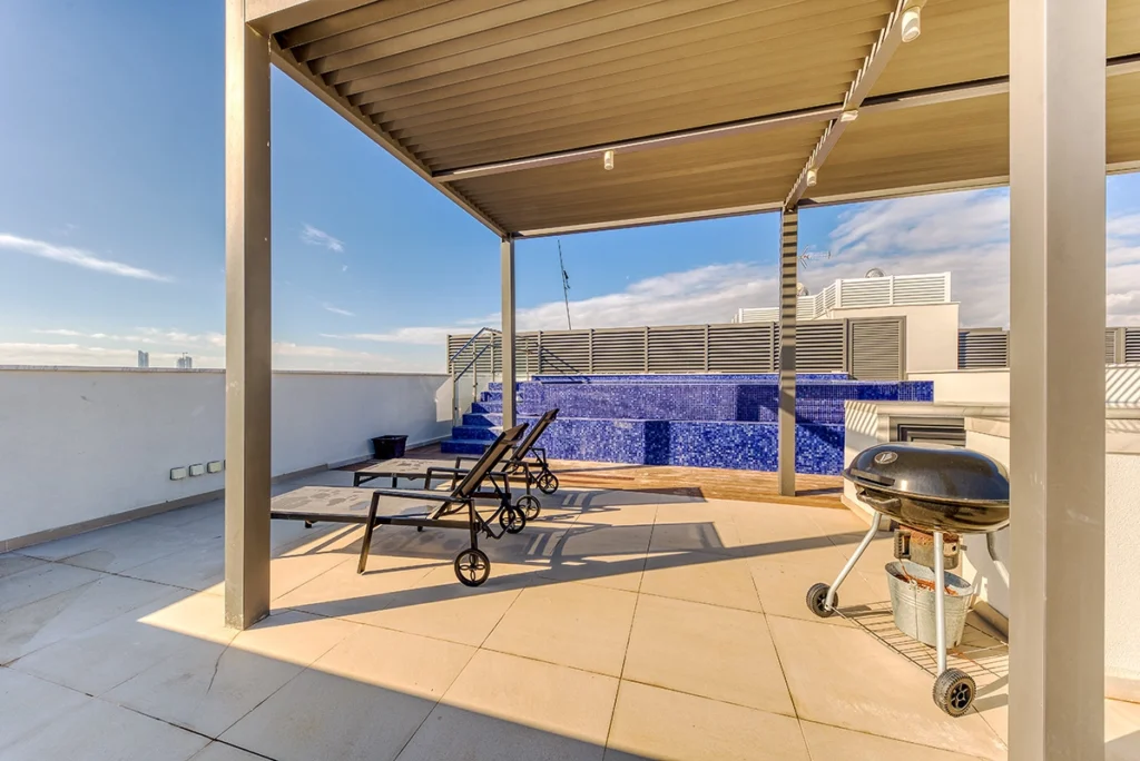 4 Bedroom Apartment for Rent in Potamos Germasogeias, Limassol District