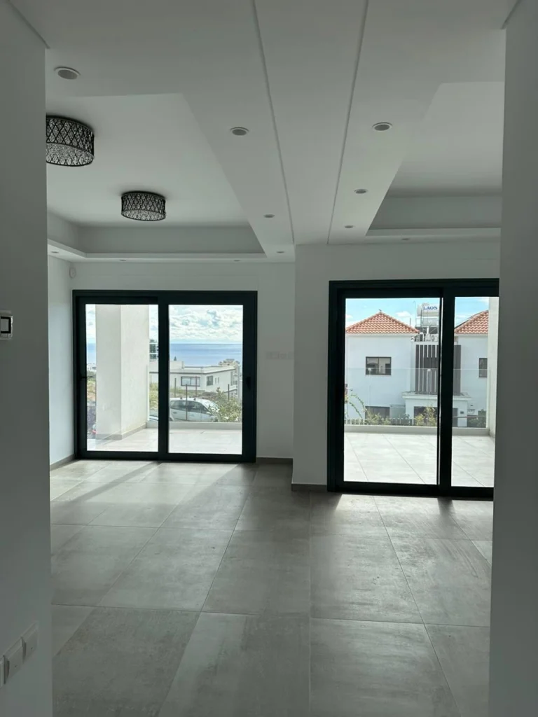 3 Bedroom House for Sale in Agios Tychonas, Limassol District