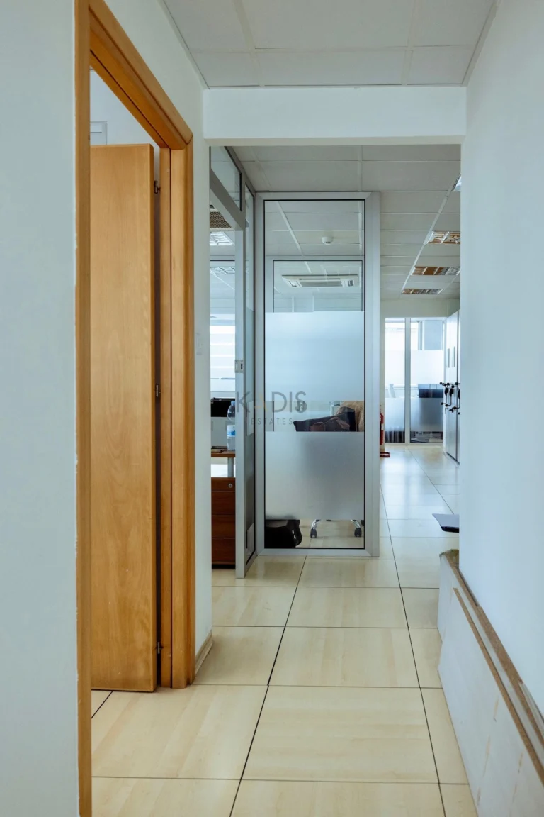 800m² Building for Sale in Limassol District