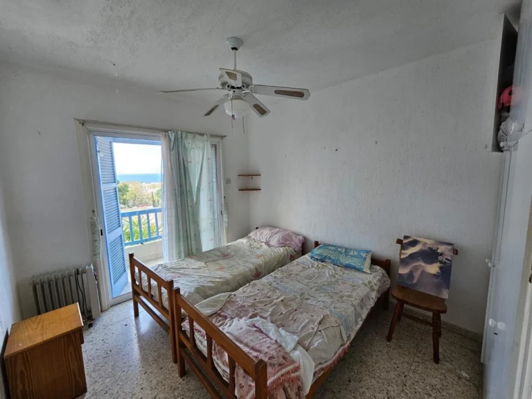 2 Bedroom House for Sale in Chlorakas, Paphos District